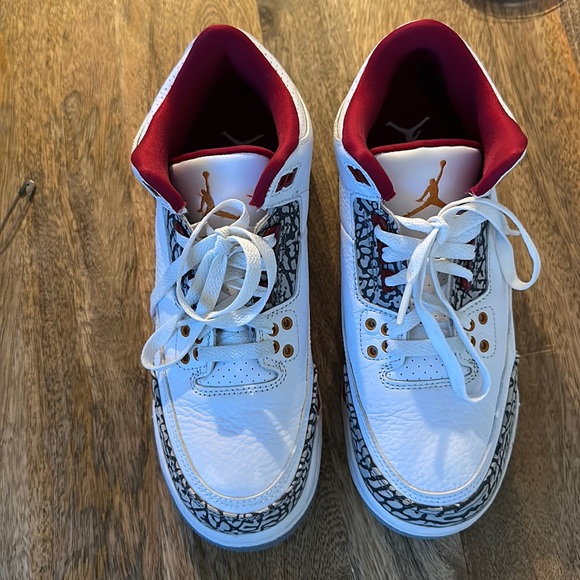 Worn once. Jordan Kids Air Jordan 3 "Cardinal" sneakers size 7Y - Picture 1 of 5